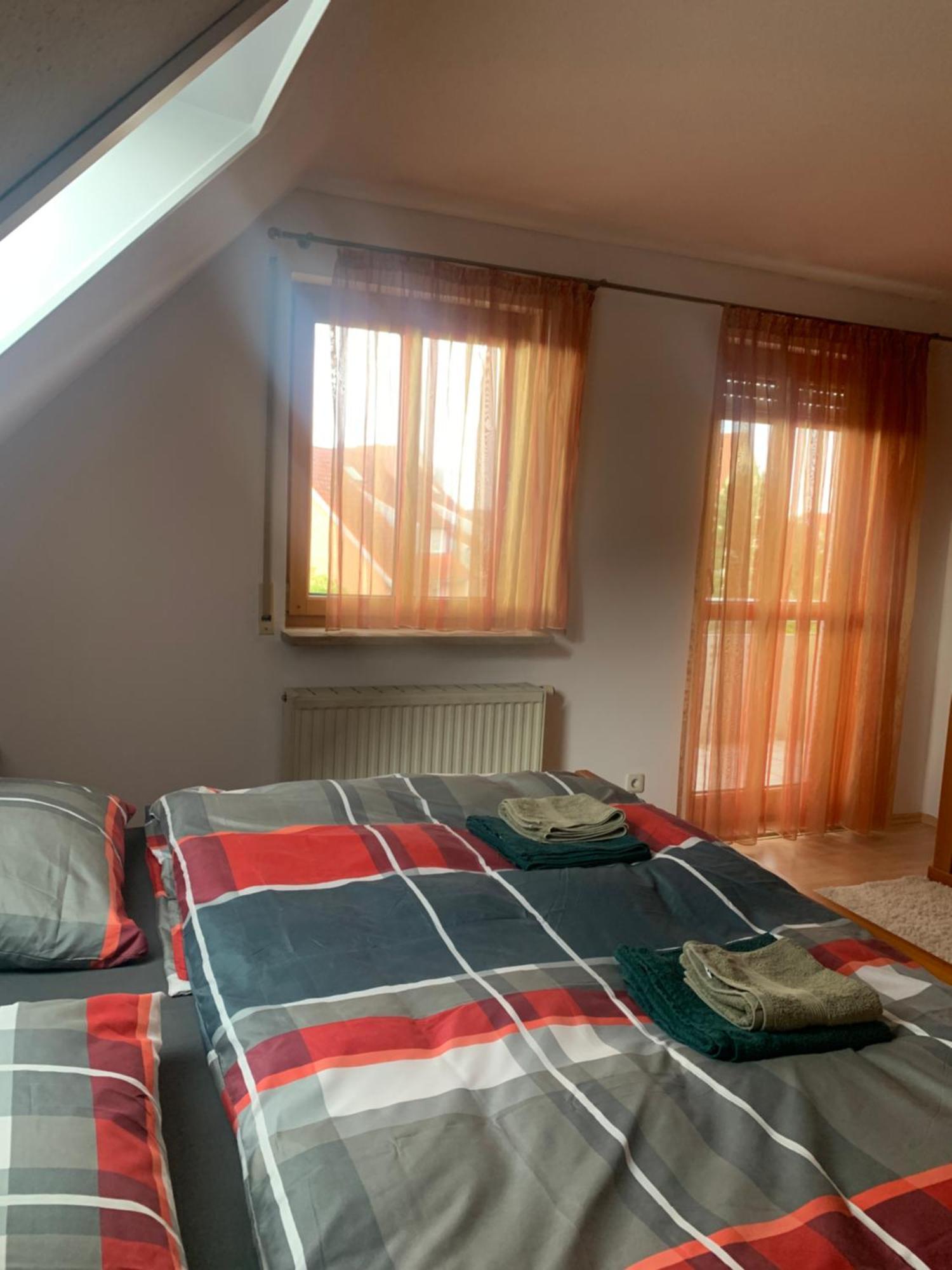 Sonniges Dachzimmer ฟอยช์ท ภายนอก รูปภาพ